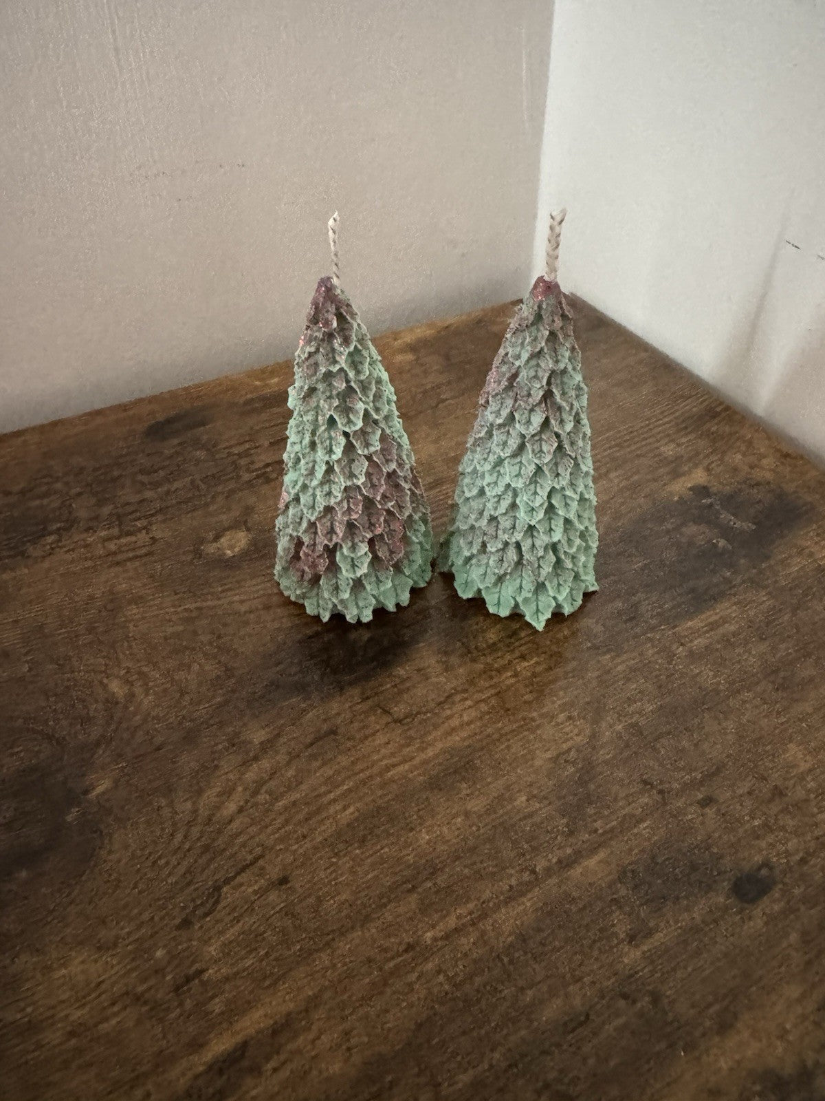 2 Pieces Pine Cone Tree Candles Christmas Decoration Candle Green Christmas