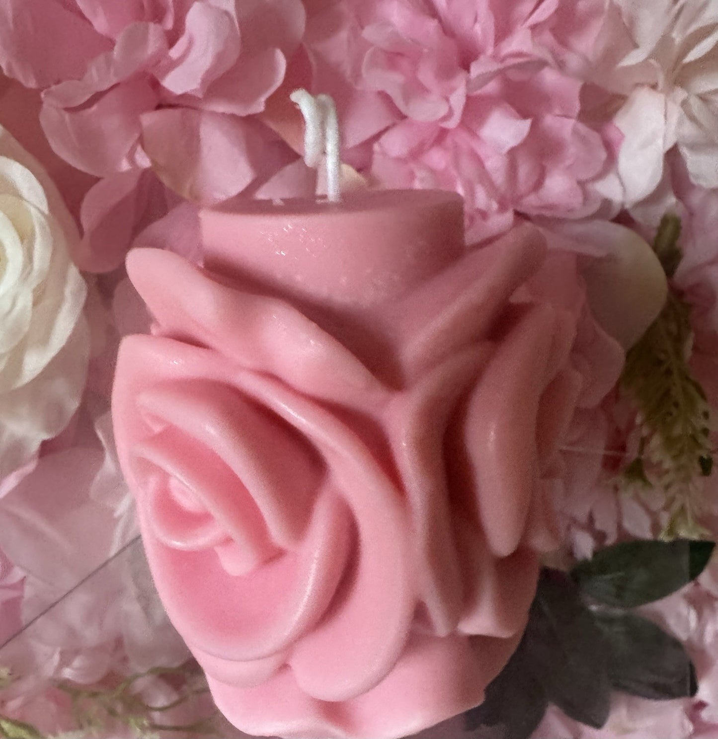 Rose Scented Flower Candle