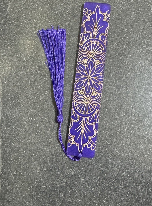 Bookmarks Purple Background  And Gold Embossed Stripe