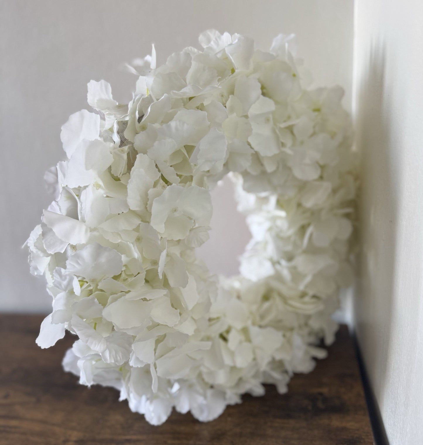 Artificial Home Decoration White Hydrangea with Roses Wreath White & Red Pink