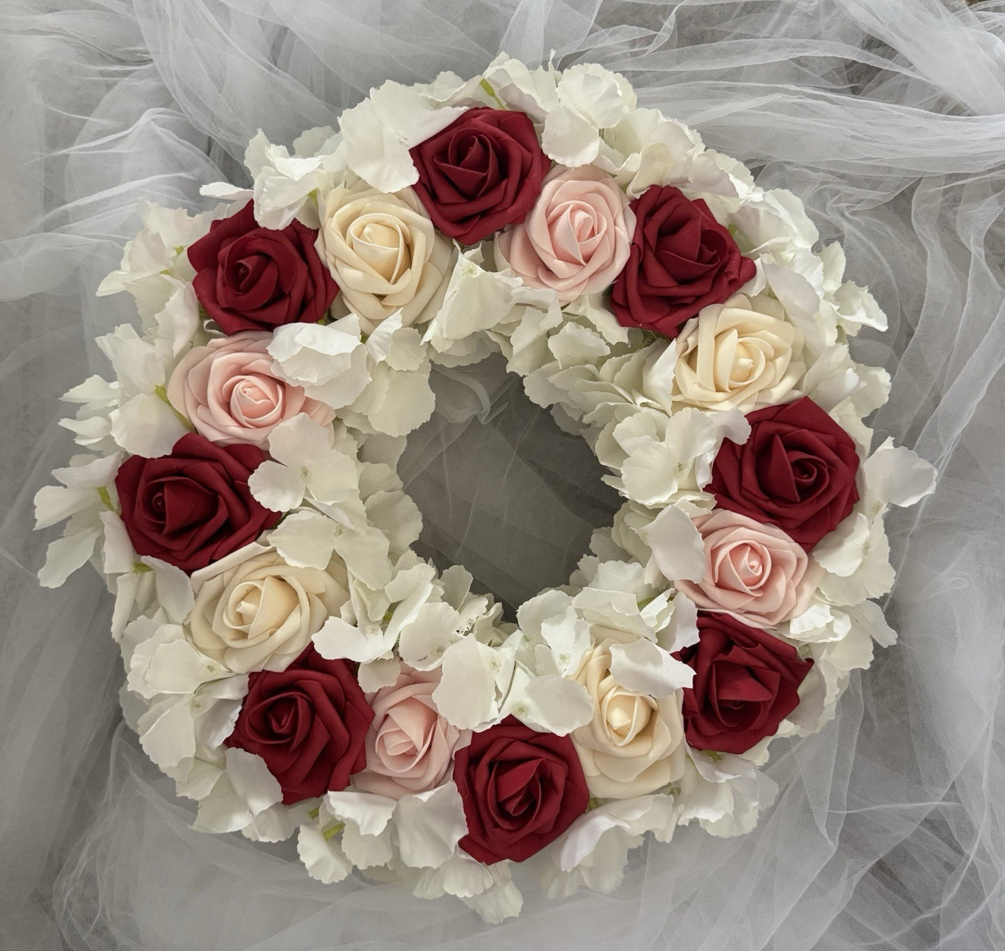 Artificial Home Decoration White Hydrangea with Roses Wreath White & Red Pink