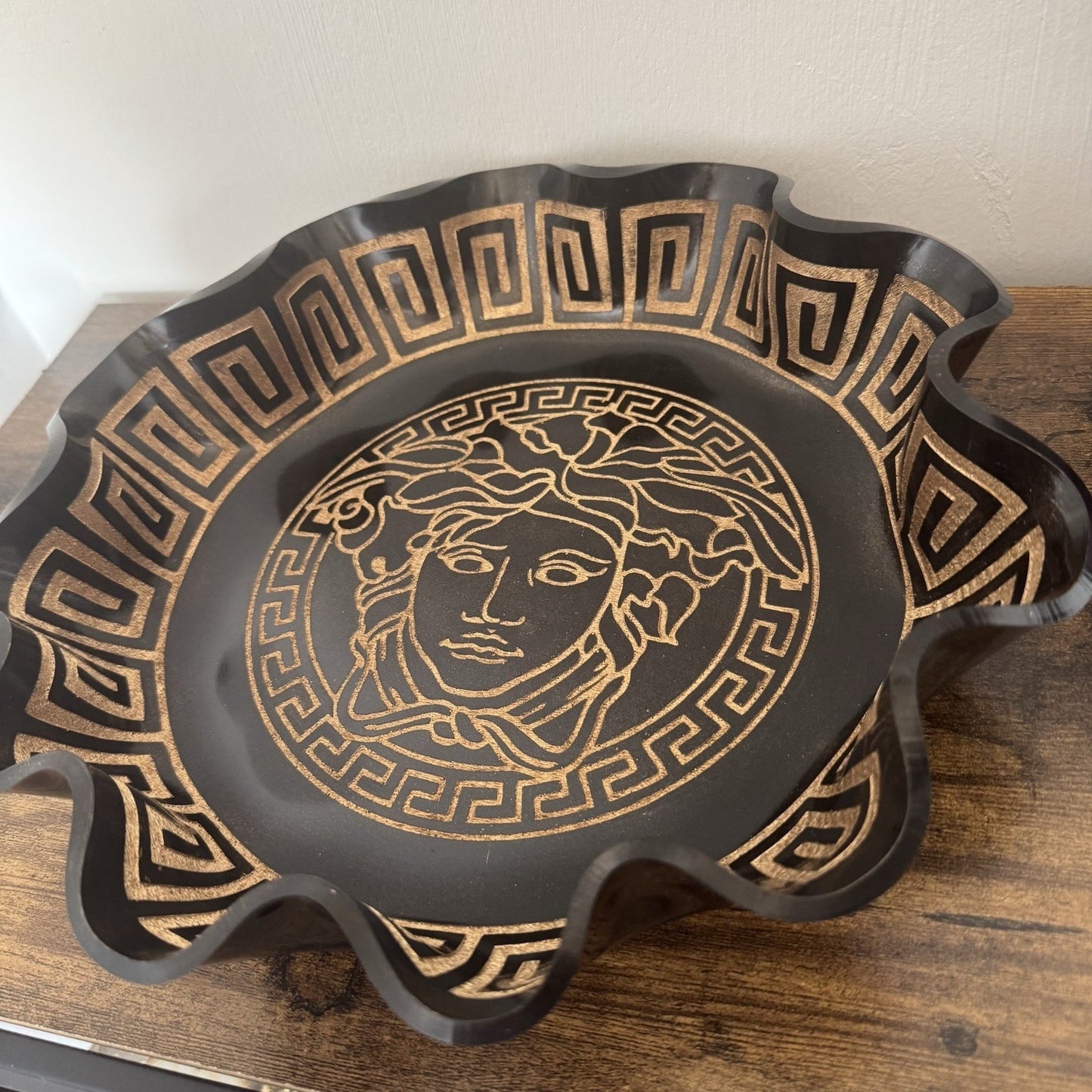 Handcrafted Medusa Resin Fruit Bowl – Mythical Home Décor Centerpiece