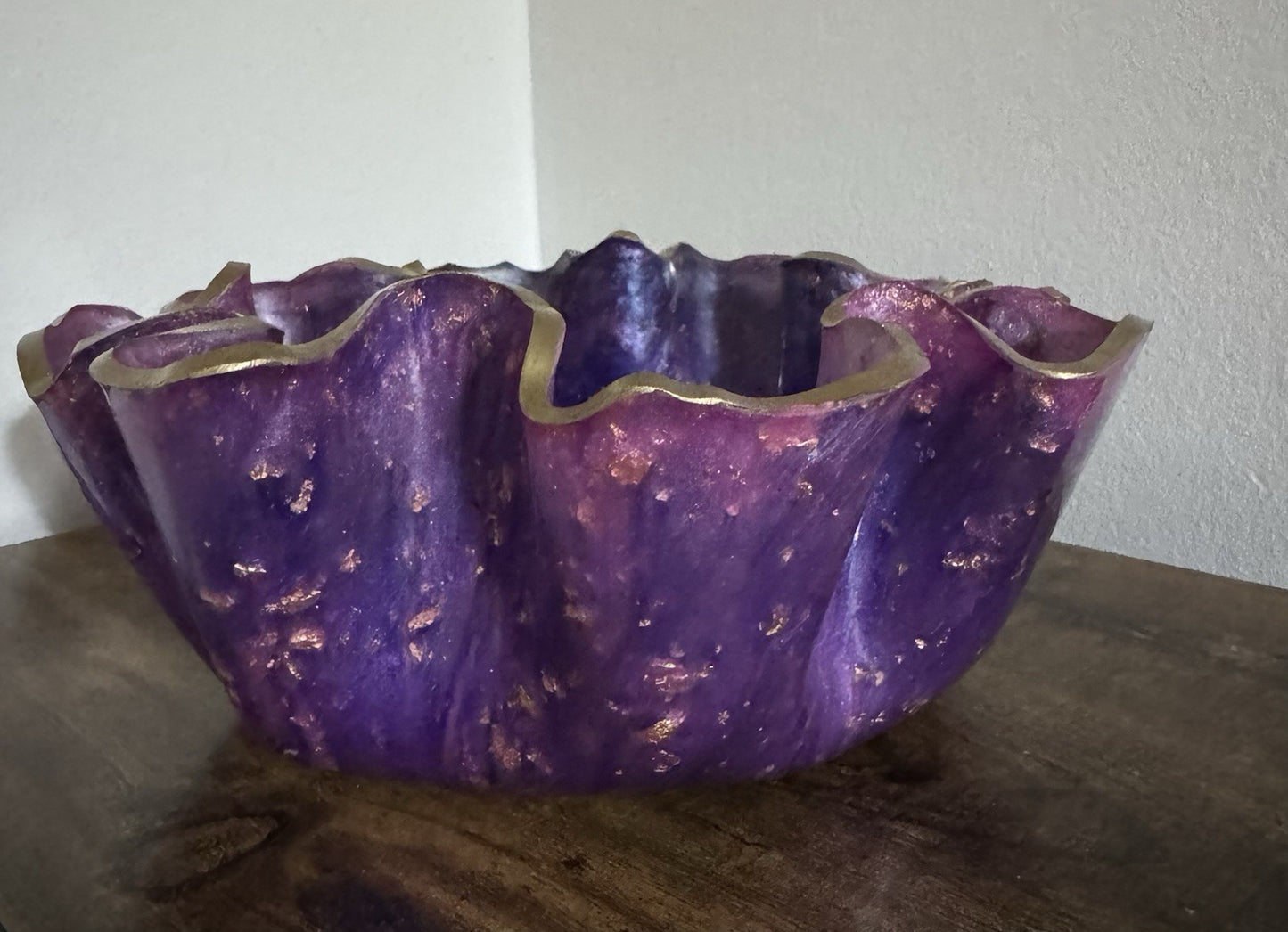 Decorative Resin Fruit Bowl for Home Decor Fruit Bowl for Table Centerpiece