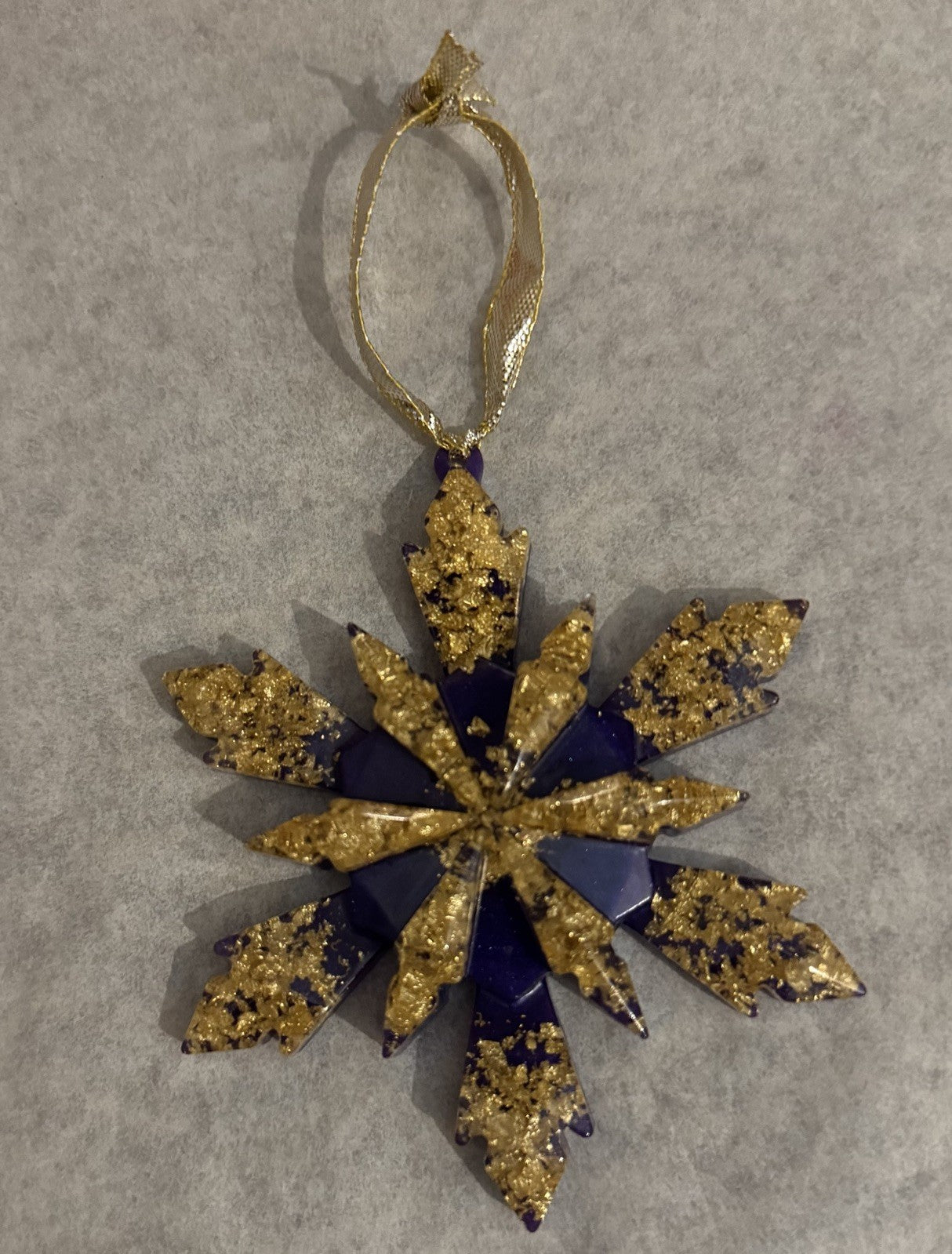 5 Pieces Resin Snowflake Christmas Tree Ornaments