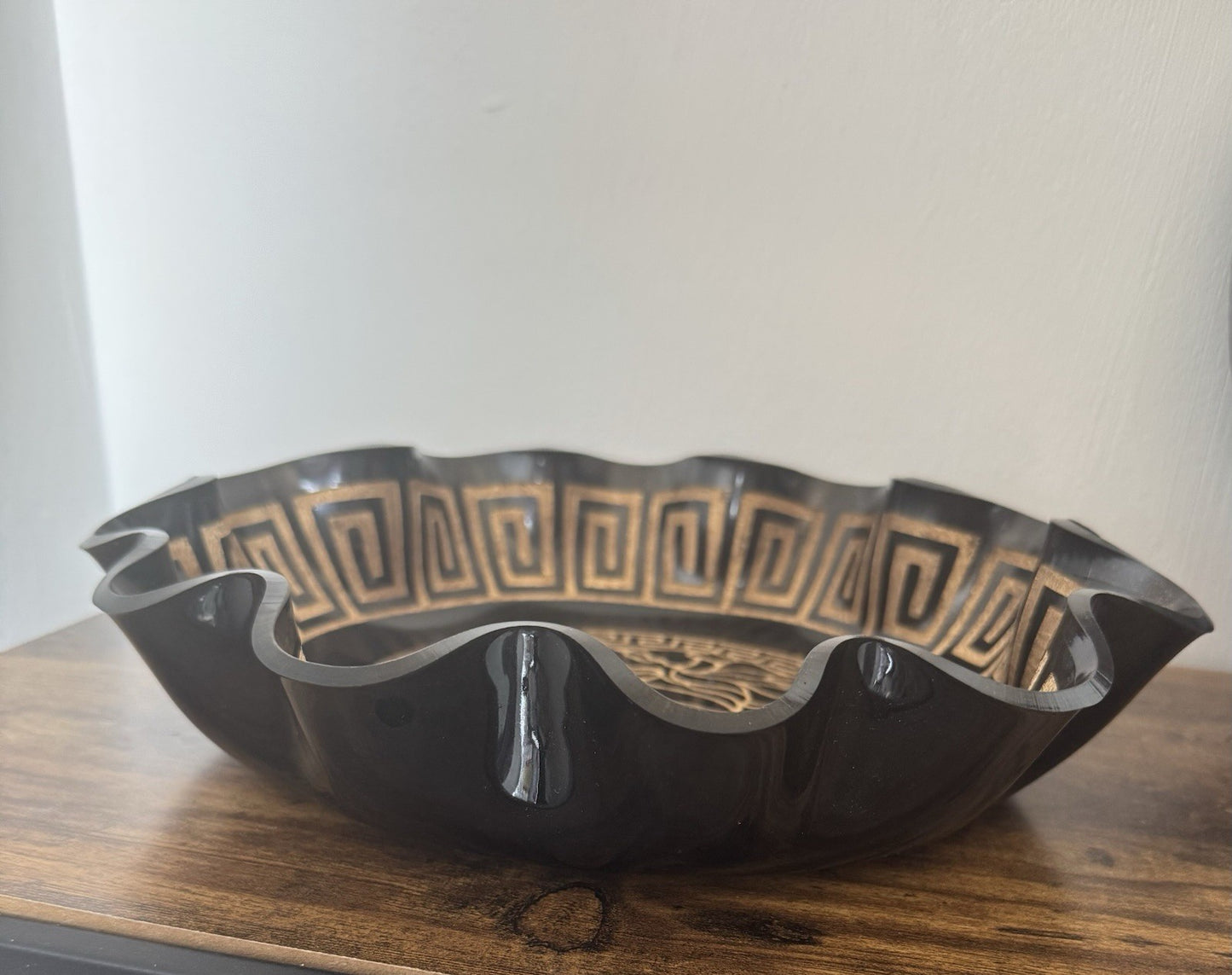 Handcrafted Medusa Resin Fruit Bowl – Mythical Home Décor Centerpiece