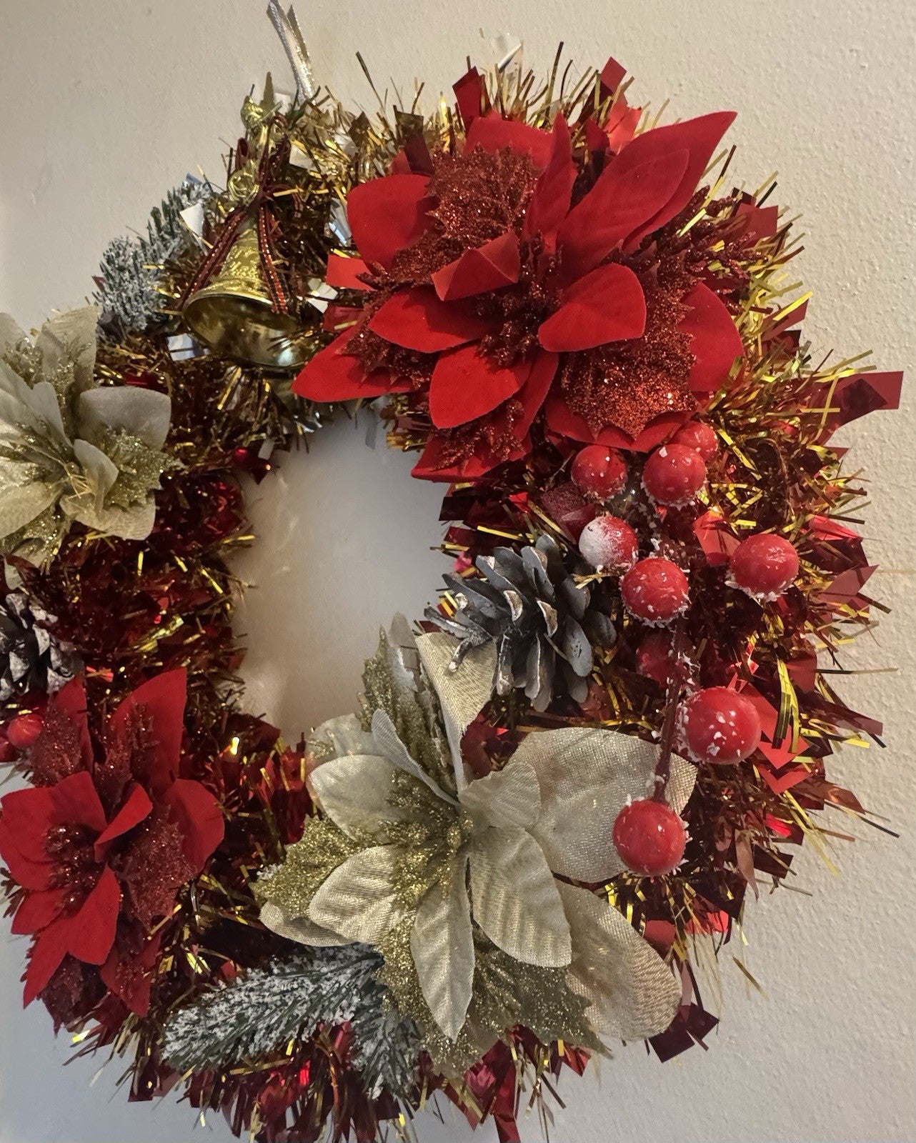 Christmas Wreath Red and Gold with Lights for Front Door Uk Christmas Wreath