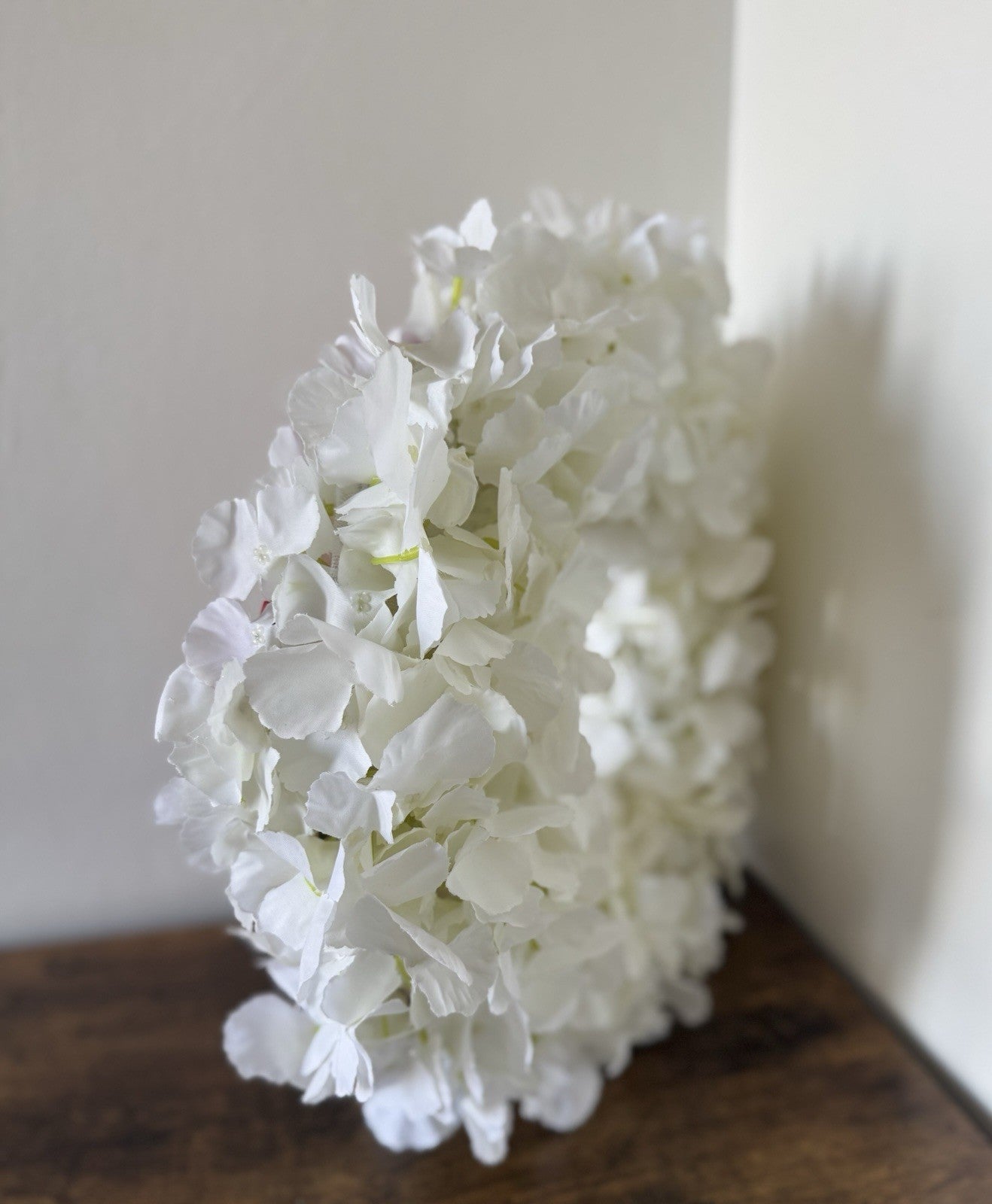 Artificial Home Decoration White Hydrangea with Roses Wreath White & Red Pink