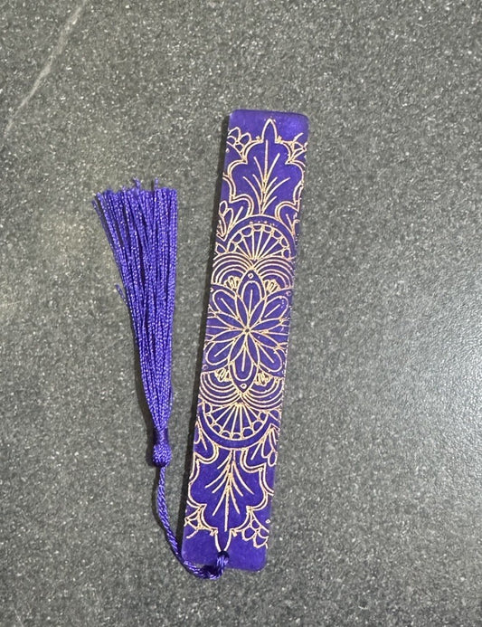 Bookmarks Purple Background  And Gold Embossed Stripe