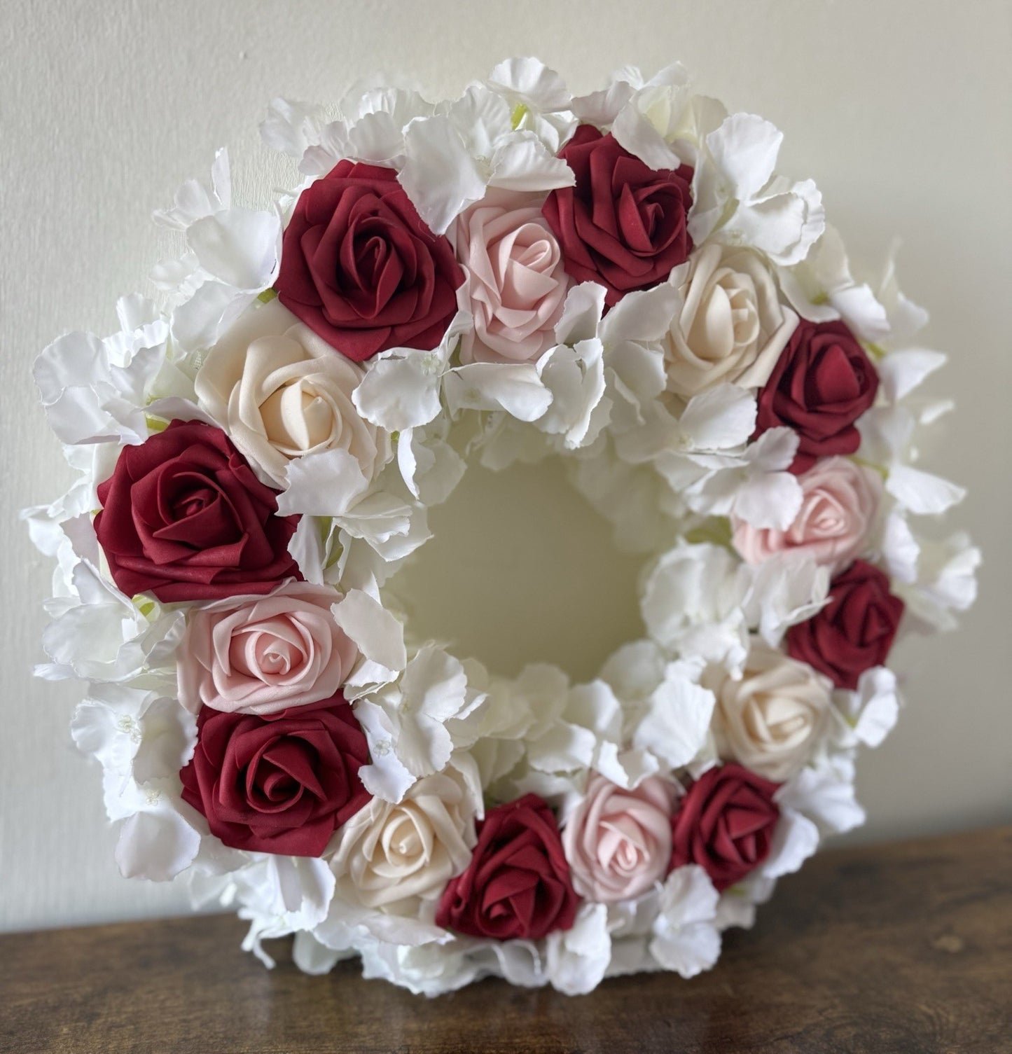 Artificial Home Decoration White Hydrangea with Roses Wreath White & Red Pink