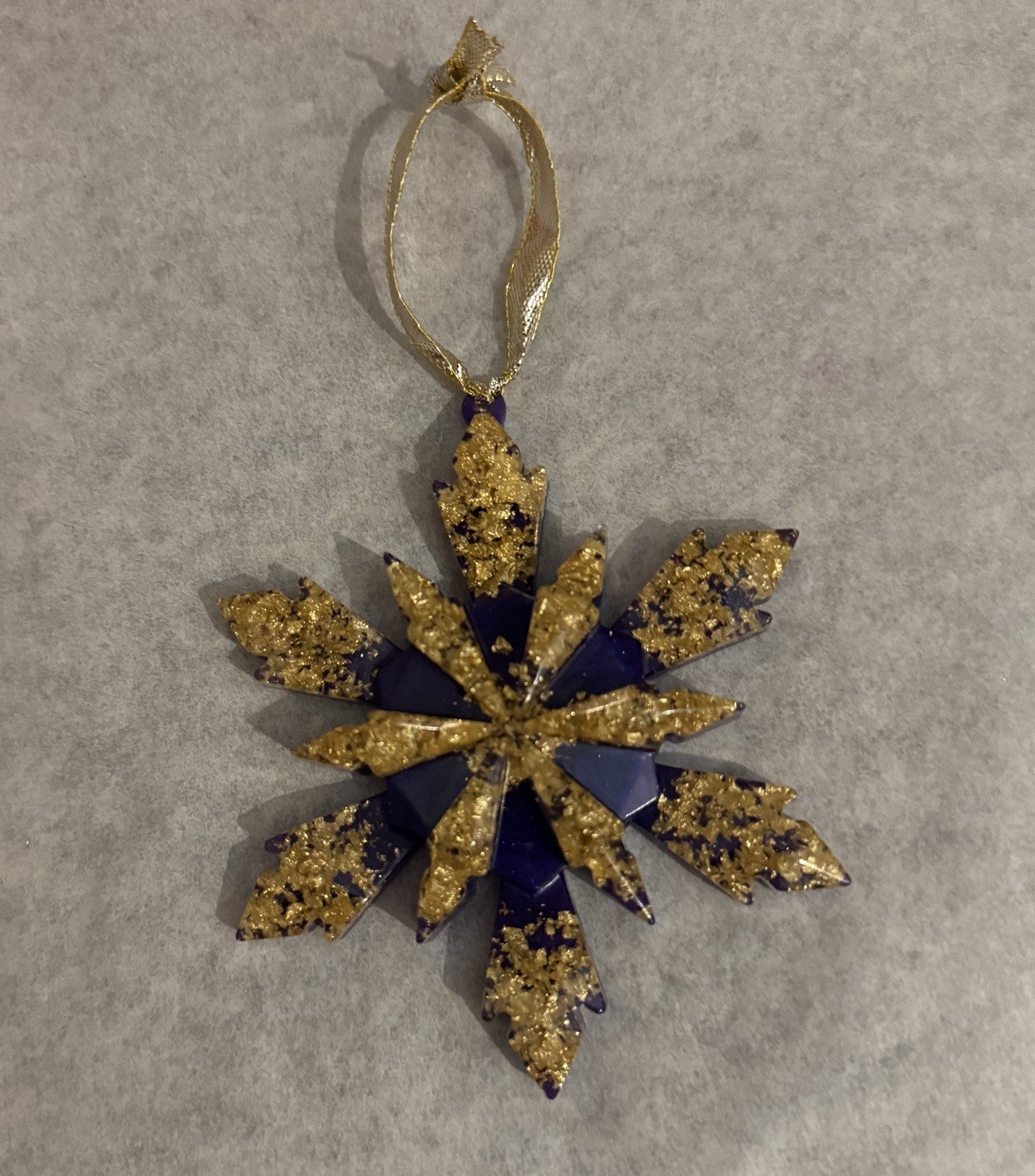 5 Pieces Resin Snowflake Christmas Tree Ornaments