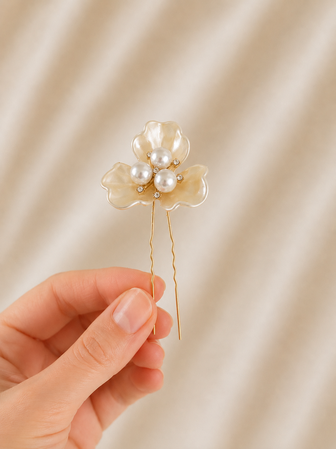 Pearl Flower Bridal Hair Pin, Ivory Wedding Hair Accessory, Bridal Hair Pin Set, Pearl Flower Hair Piece, Bridesmaid Hair Pin