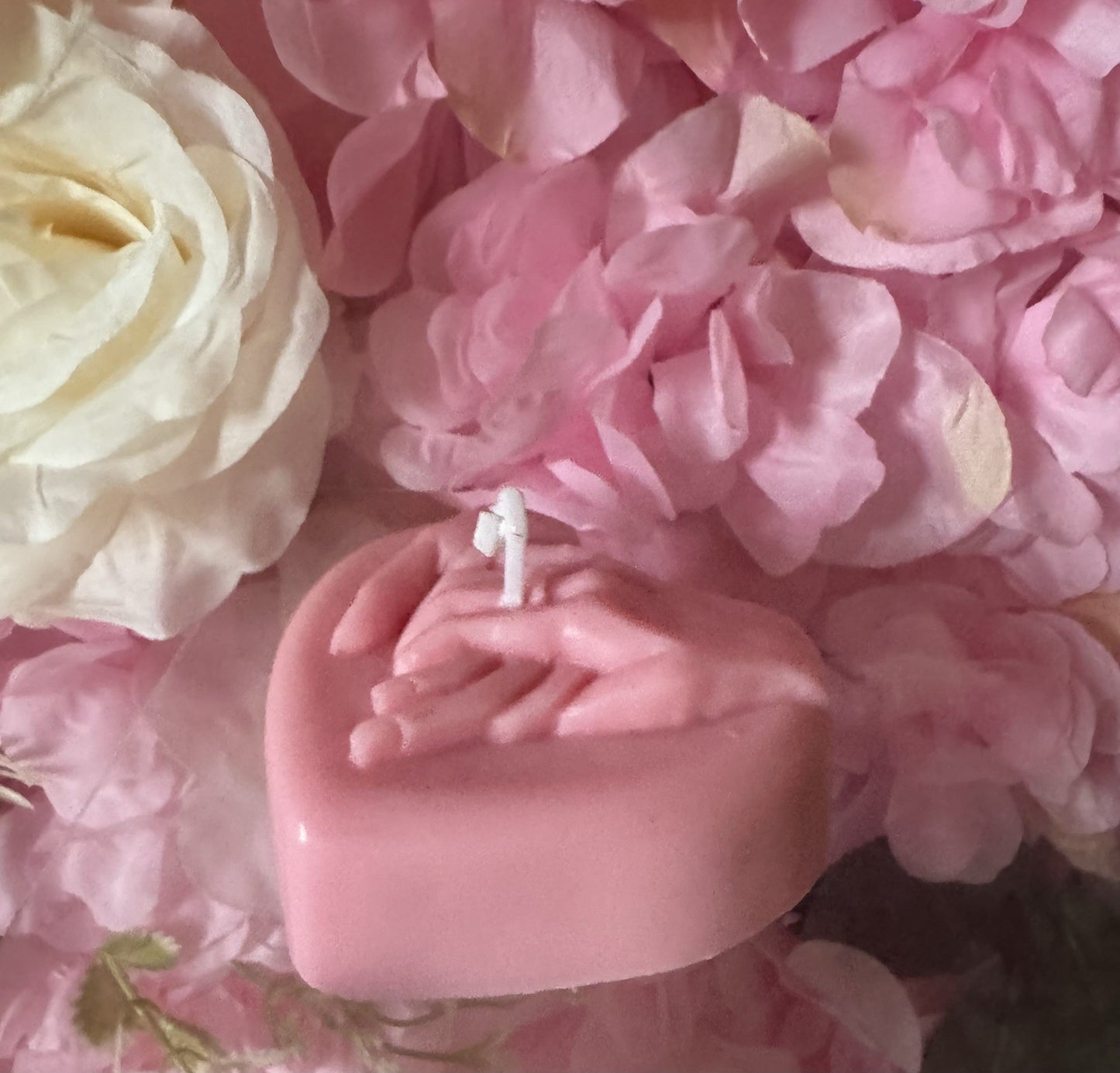 Valentine’s Day Love holding hands scented candles